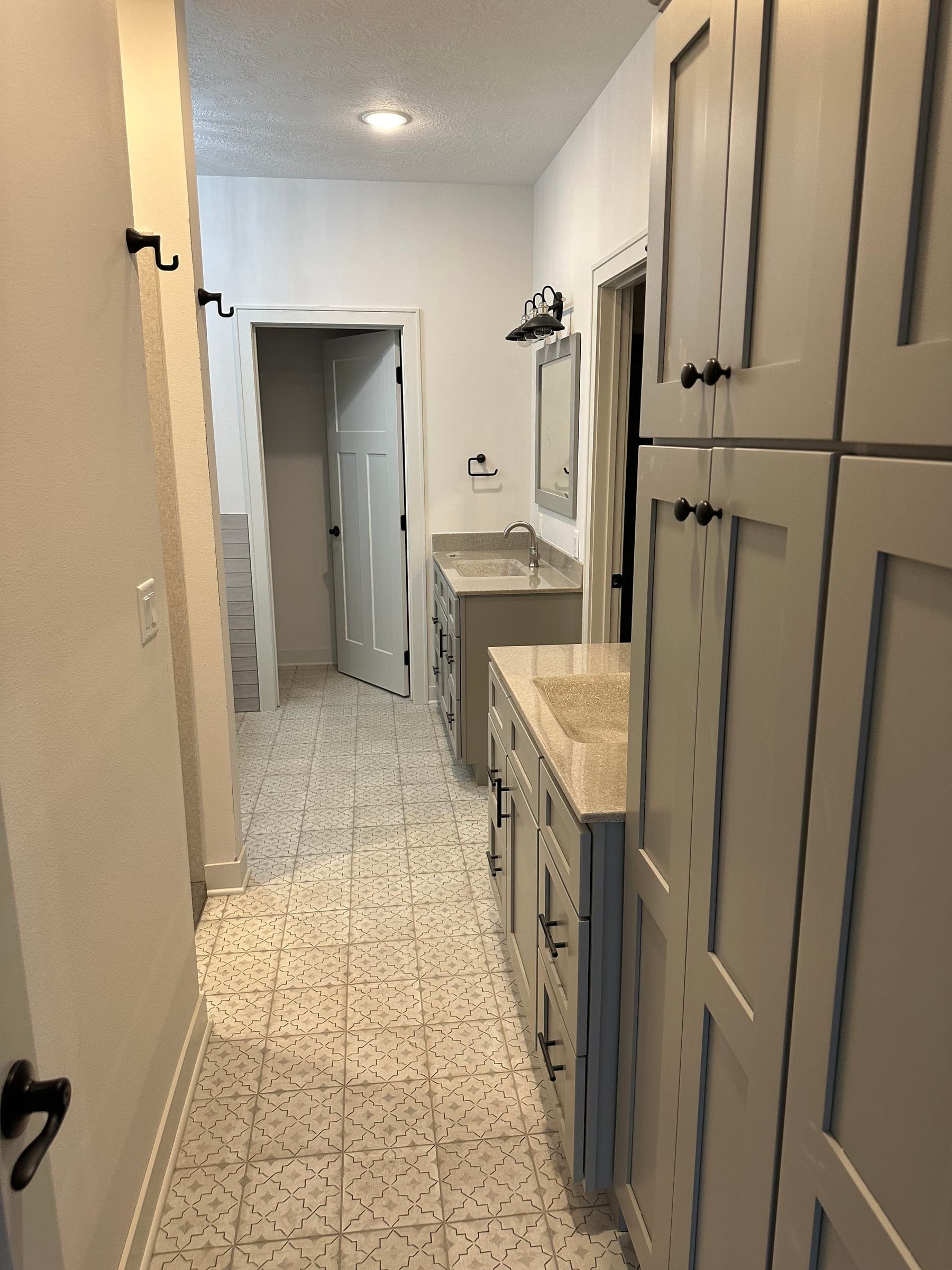 Residential electrical service entrance installation