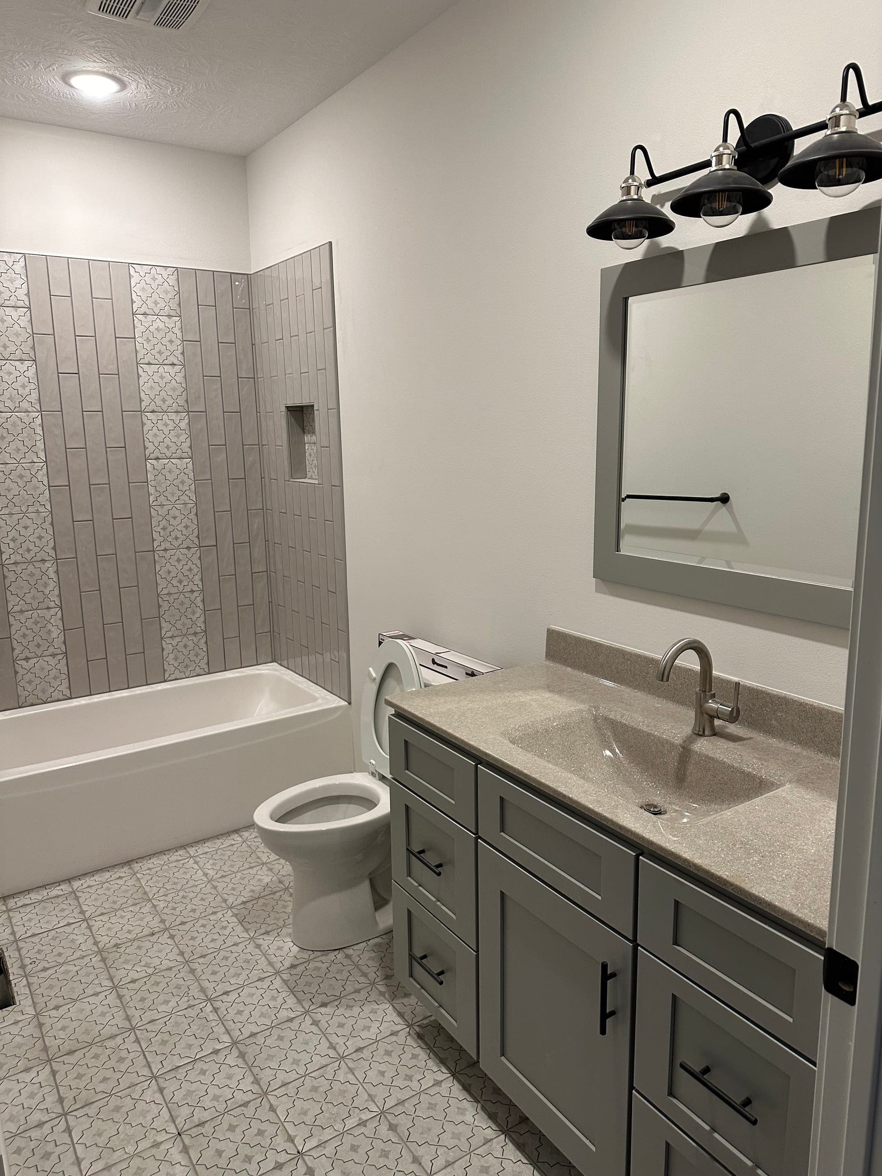 Home electrical repair by Cruz Electric